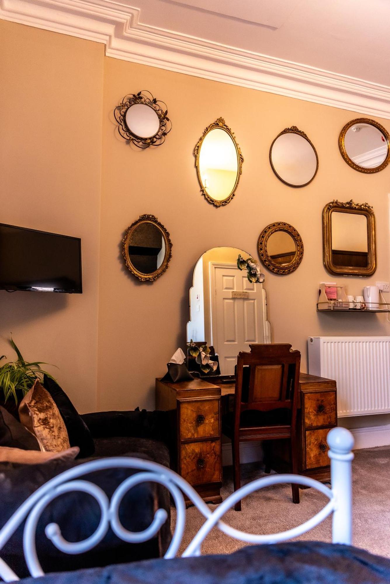 Hotel Mulberry House Llandudno Esterno foto